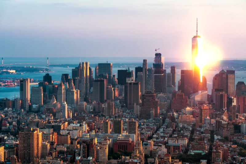 new york city sunset behind skyline