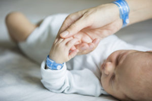 baby after childbirth in a New York hospital with brachial plexus palsy